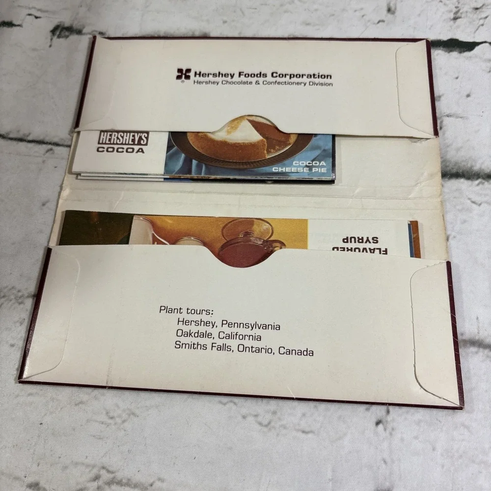 Hershey‎ Chocolate Souvenir Pack Lot of 6 Pamphlets 1970s Recipes Guides History